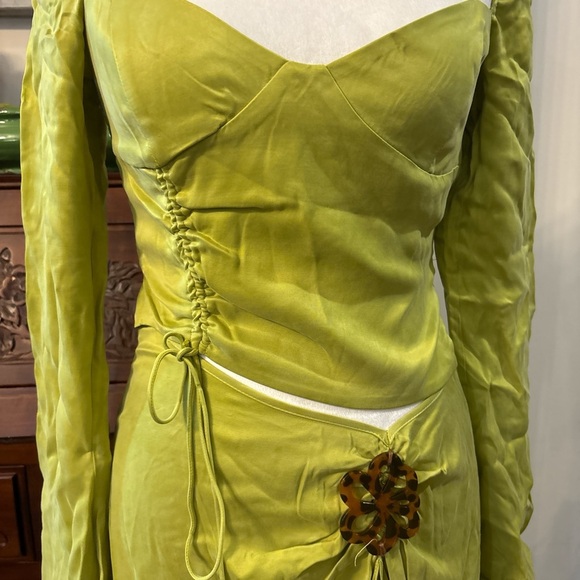 For Love And Lemons Green Gown with Sweetheart Neckline and Bishop Sleeves - Picture 3 of 5